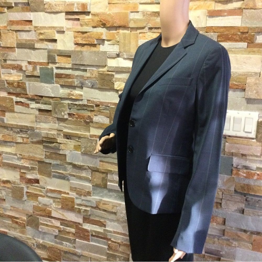 THEORY Wool Suite Jacket + Pants - Picture 3 of 14